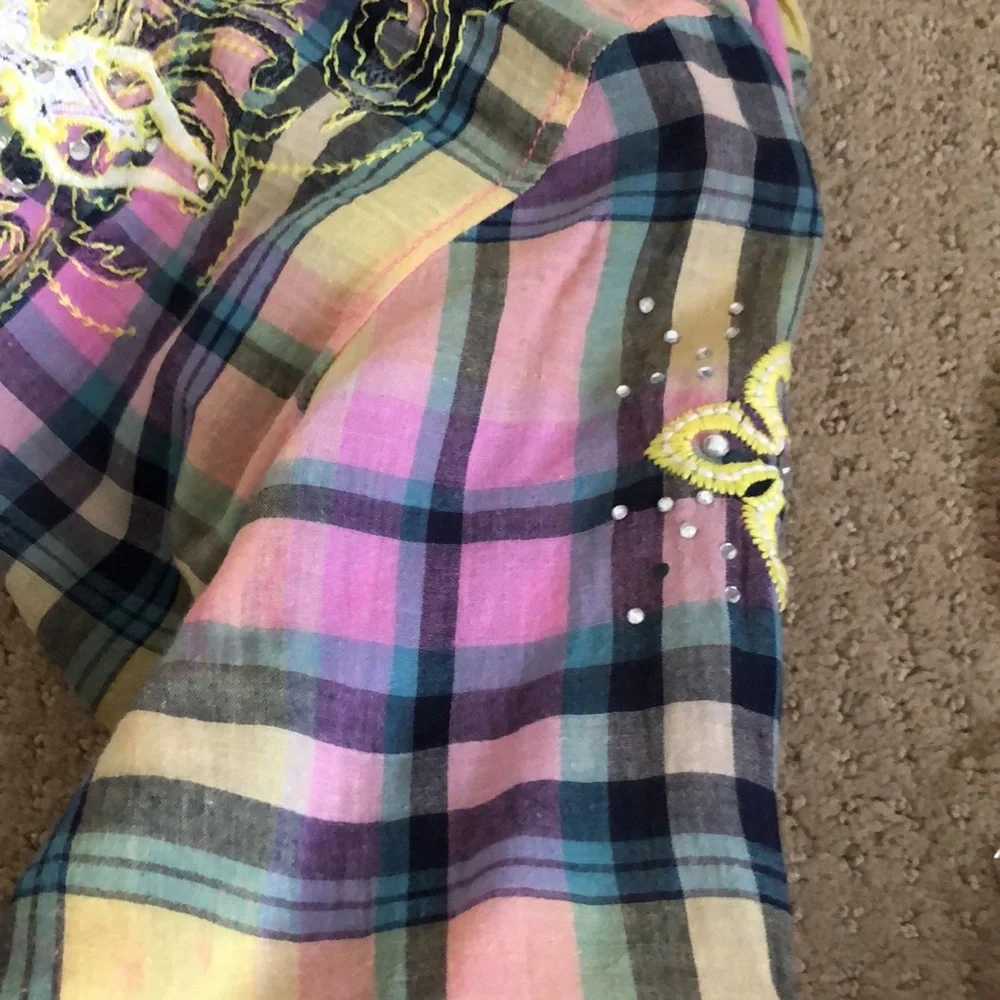 Roar Aquarius Western-Style Button Down - Picture 6 of 11